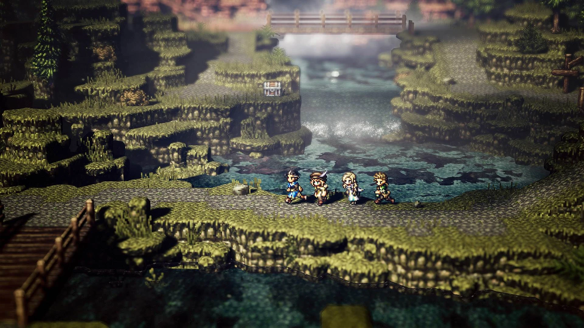 Cuatro personajes en pixel art caminan por un sendero de piedra junto a un río, entre terrazas de hierba y un puente de madera al fondo
