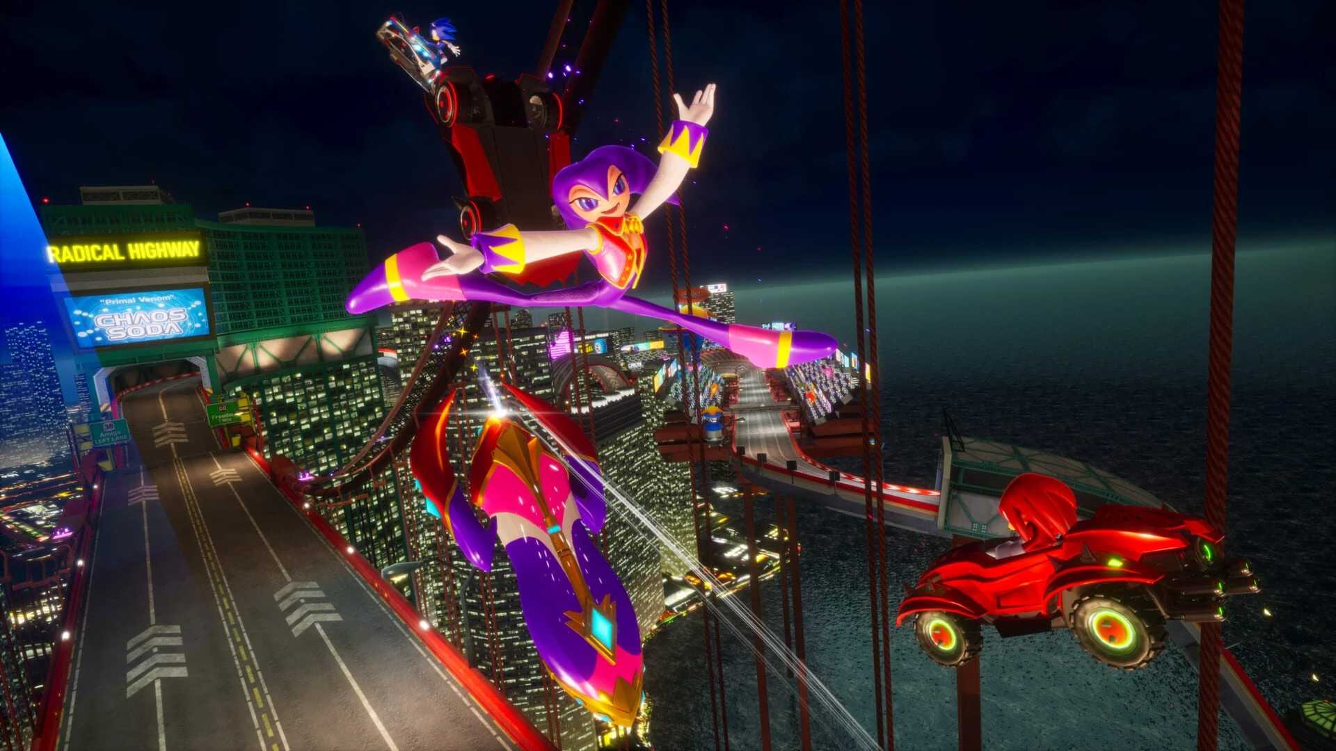 NiGHTS vuela sobre una tabla junto a un puente colgante de noche, con Knuckles en su vehículo rojo y un cartel de Radical Highway